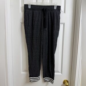 Adidas Women’s Charcoal Sweatpants - M